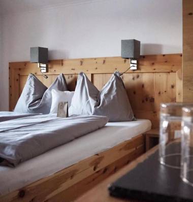 LA MONTANA - Ski & Hiking LODGE