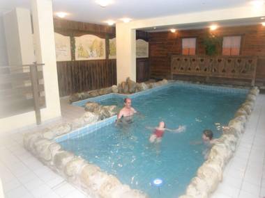 Pretty Chalet in Turracherhhe with 2 Saunas near Lake