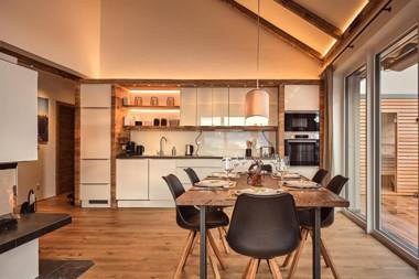 Die Tauplitz Lodges - Penthouse Grimming D7-1 by AA Holiday Homes