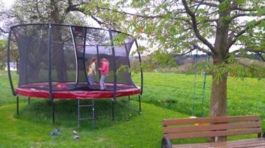 Familienbauernhof Strassbauer