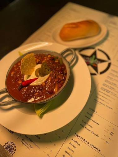 Hotel Ertl & mexican cantina salud