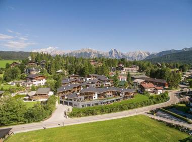 AlpenParks Chalet & Apartment Alpina Seefeld