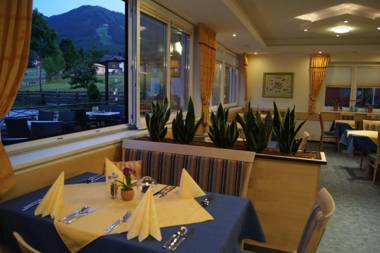 Hotel-Pension Sonneck