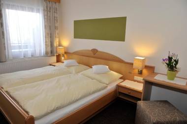 Edelweiss Apartments