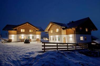 Ski in/Ski out Chalets Tauernlodge by Schladming-Appartements