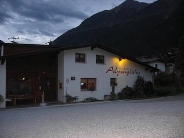 Haus Alpenglühn