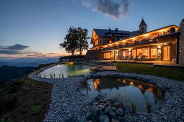 Gipfelhaus Magdalensberg Familie Skorianz