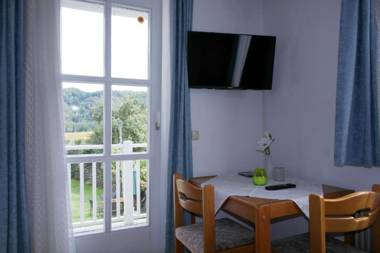 Ferienwohnungen Wassertheurer - Weitendorf