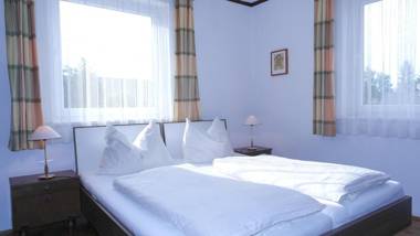 Ferienwohnungen Wassertheurer - Weitendorf