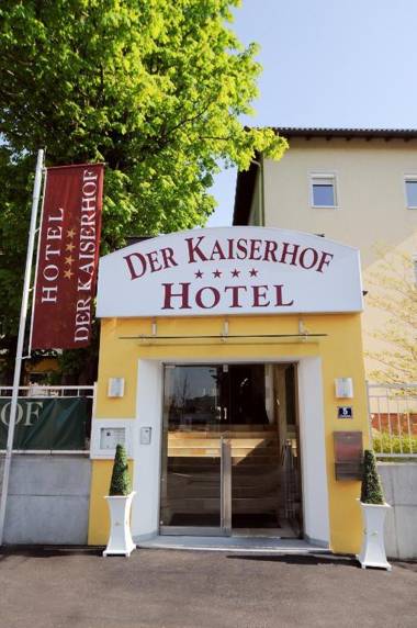 Der Kaiserhof Ried