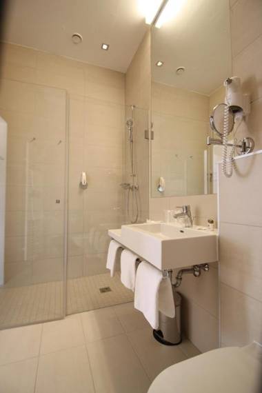 Kaiser von Österreich Historik- und Thermalhotel