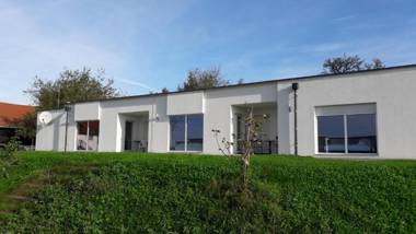 Geinberg Suites & Via Nova Lodges