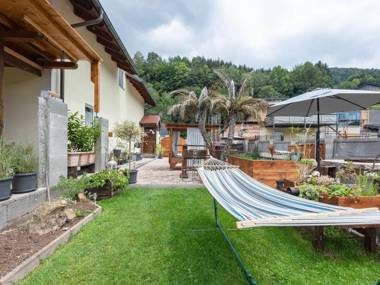 Impressive Holiday Home in Pinsdorf with Swimming Pool