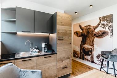 Cabin8 Alpine Flair Apartments