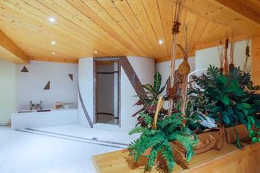 Almkönig by Apart4you