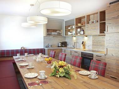 Cozy Holiday Home on Slopes in Maria Alm