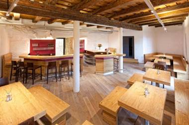 Schatz.Kammer Burg Kreuzen