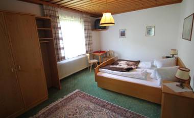 Pension Hubertushof beim Römerbad