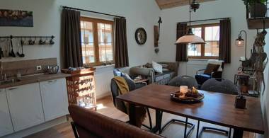 FeWo KITZ - Ski-to-door Apartment