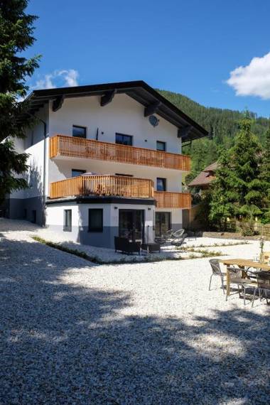 RMG Roses Apartments