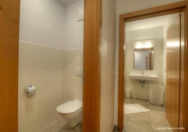 Ski & Golf Apartments by Kaprun Rentals