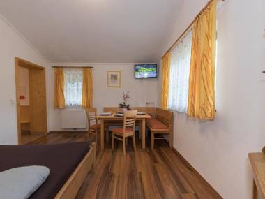 Comfortable Apartment in Kaprun near Ski Lift