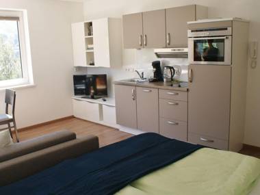 Cozy Apartment with Terrace in Kaprun Slazburg