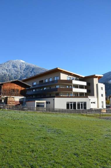 Aparthotel AlpTirol