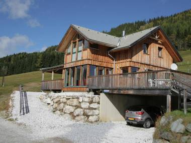 Modern Chalet in Hohentauern near Ski Lift