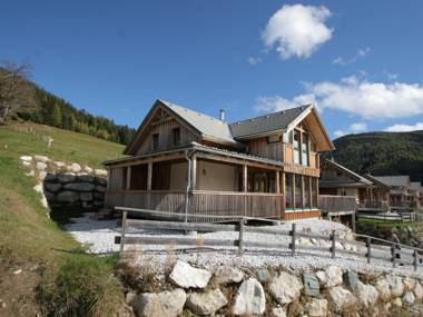 Modern Chalet in Hohentauern near Ski Lift