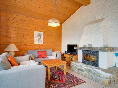 Quaint Chalet with Garden Terrace FireplacePlay Equipment