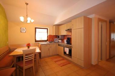 Pichlhof Apartments - Comfort Near Planai