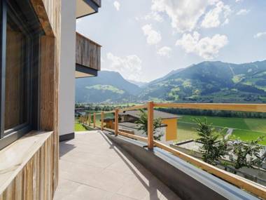 Inviting Apartment in Hart im Zillertal with Parking