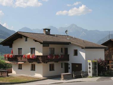 Spacious Apartment in Hart im Zillertal with Balcony