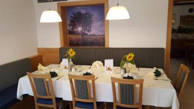 Gasthof-Pension Silvia