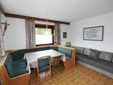 Modern Holiday Home in Fügen near Ski Area