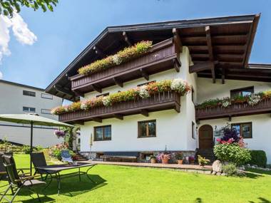 Vintage Apartment in Fügen near Ski Area