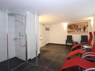 Modern Holiday Home in Fieberbrunn with Sauna