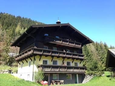 Kesselgrubs Apartements Ski & Badeglück