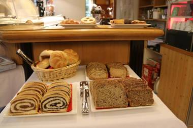 Hotel-Garni & Hostel Sandwirt