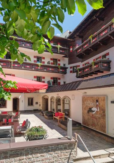 Hotel Bad Hofgastein - The STORKS