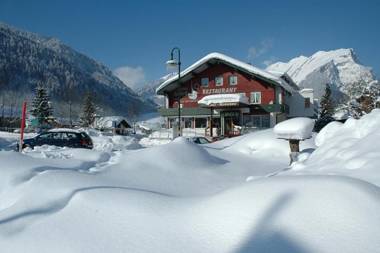 Das Schiff in den Bergen