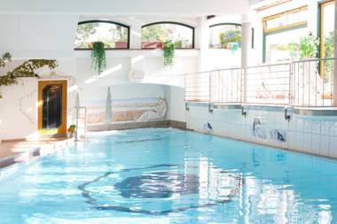 Mari Pop Boutique Hotel