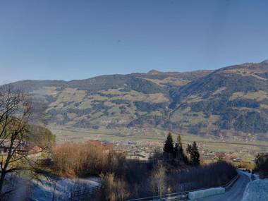 Luxurious Apartment in Fügen with Sauna