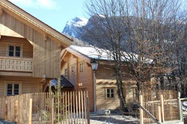 Schlosswirt Chalets & Apartments