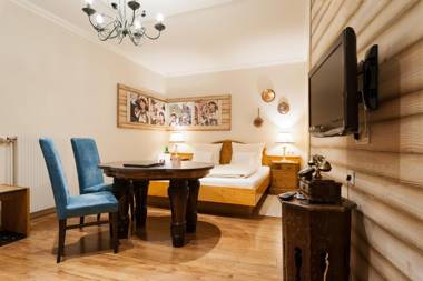 Märchenhotel Waldpension Nebelstein