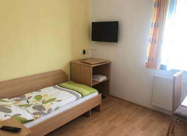 Gasthaus-Pension zum Löwen