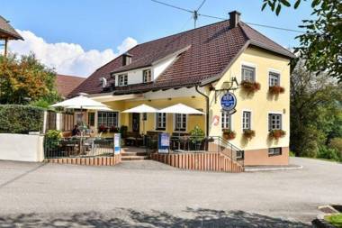 Gasthof Pension Hartl Zum Wirt
