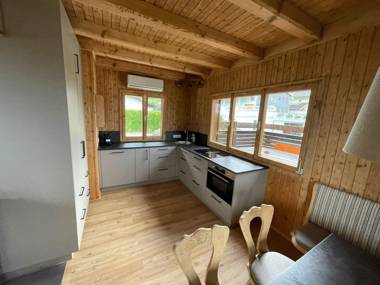 Wooden Holiday Home in Pill with Terrace