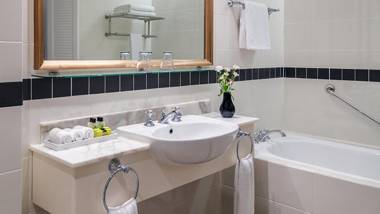 InterContinental Sanctuary Cove Resort an IHG Hotel